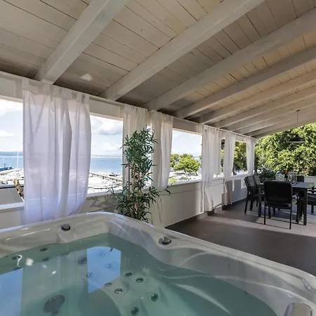 Διαμέρισμα Sax 1 *